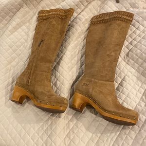 Ugg Rosabella Suede Boot - never worn! Size 7